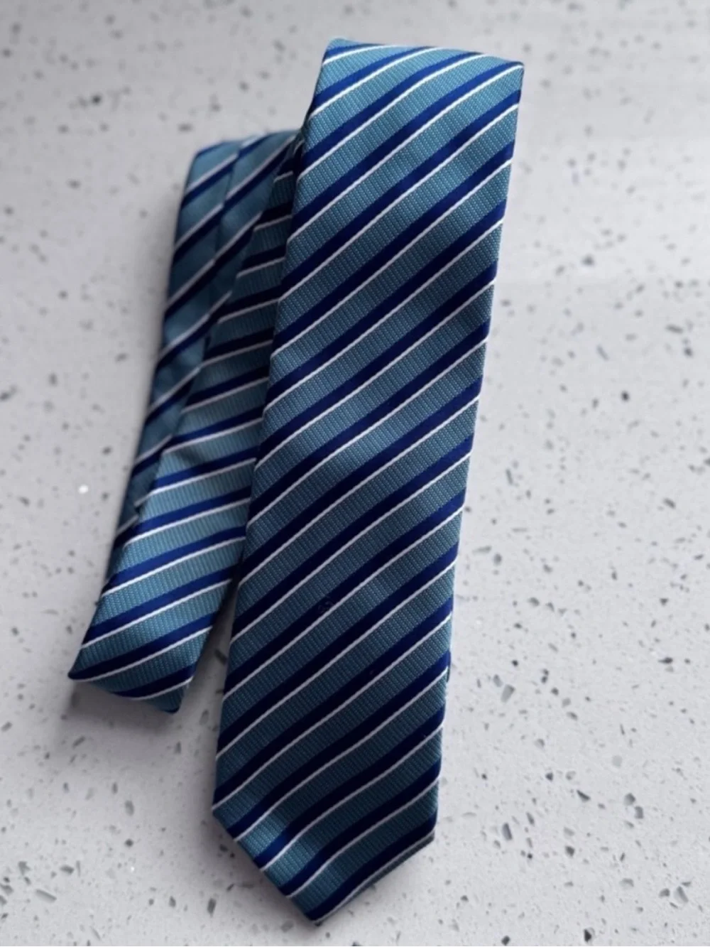 Banana Republic Slim Blue Diagonal Repp Stripe Silk Blend Tie Necktie Like New